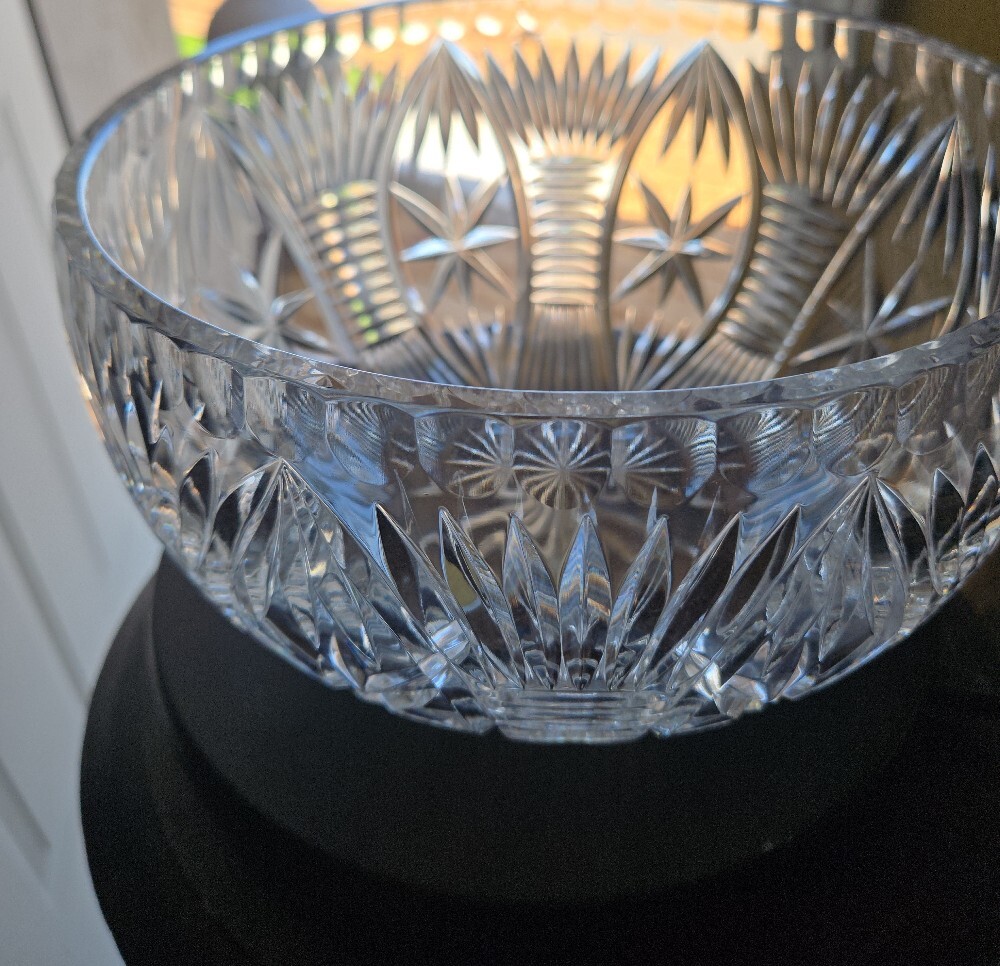 Clear Hand Cut Crystal Vintage Glass Large Salad Or Decorative Bowl - Picture 4 of 12